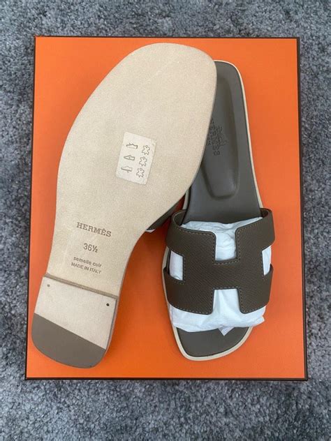 HERMES Epsom Oran Sandals 36 Etoupe 